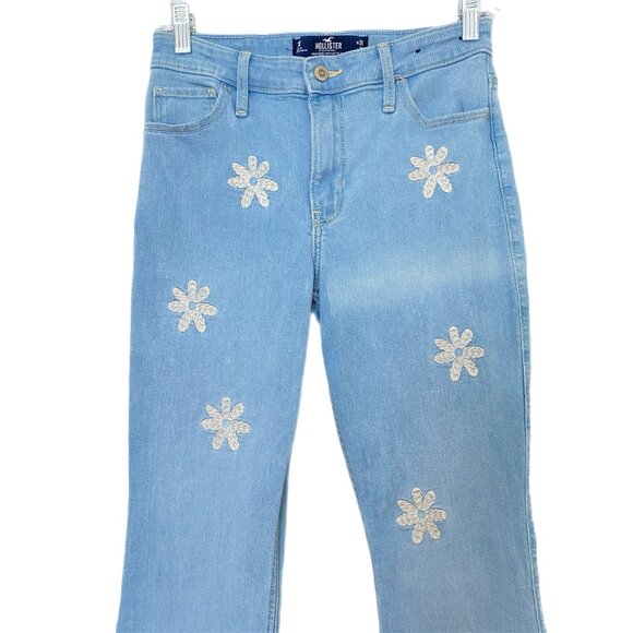 Hollister Daisy High Rise Flare Jeans Retro Stretch Light Wash Size 28/32 - Picture 3 of 7